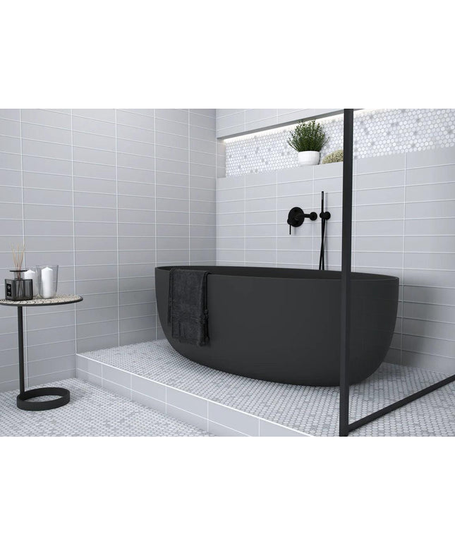 Carrara High bathroom