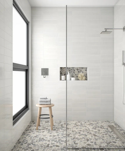 Level-Pebble-Savannah shower tile