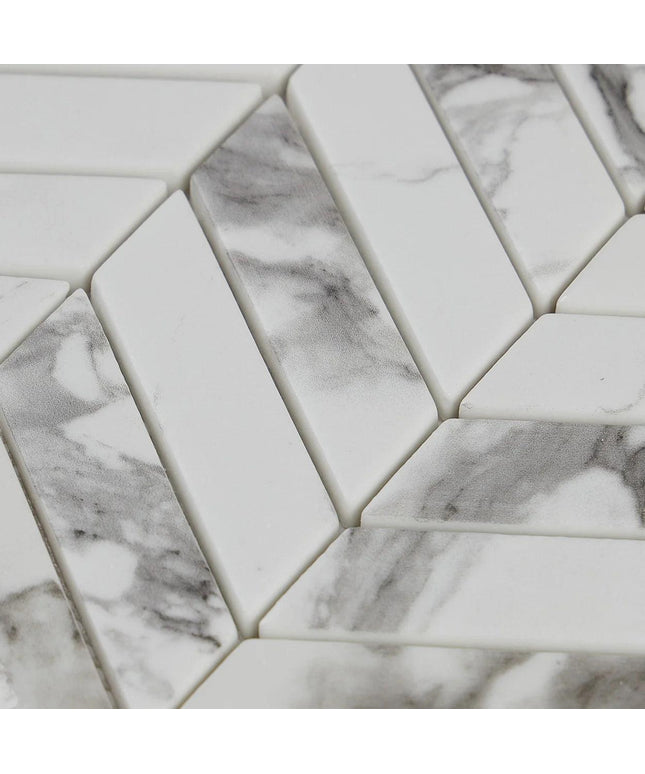 bianco-chevron-glass-tiles