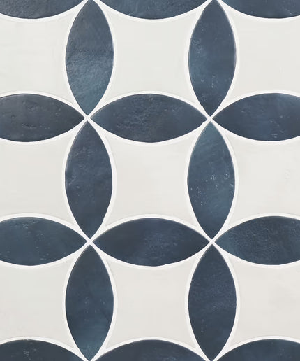 denim-blue-white-3x8-petal-6x6-tile-Chamartin