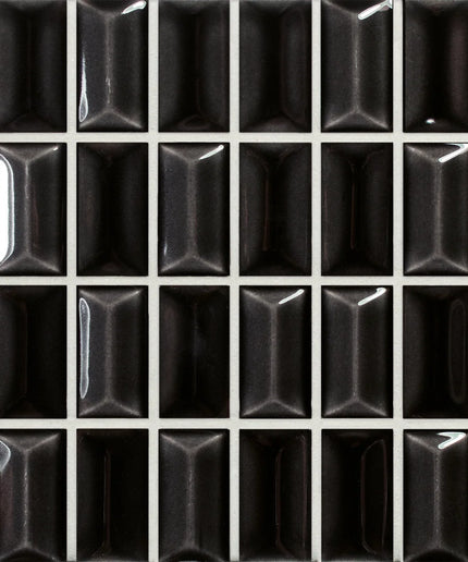 diamond-onix-gloss Black square tiles with reflective surface