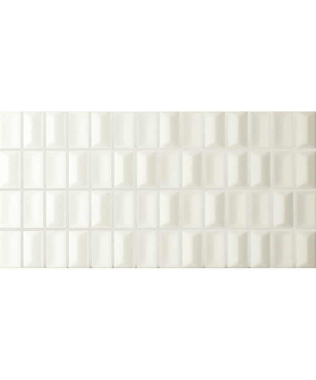 diamond-quartz-matt White square tile pattern