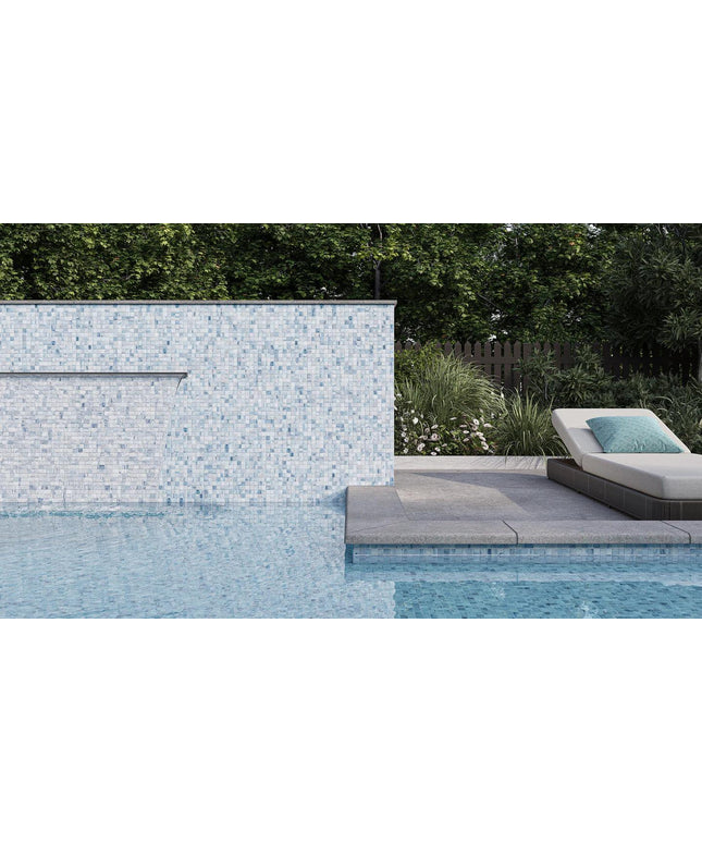 Straight Set Nuance Glass Mosaic Tile 1x1