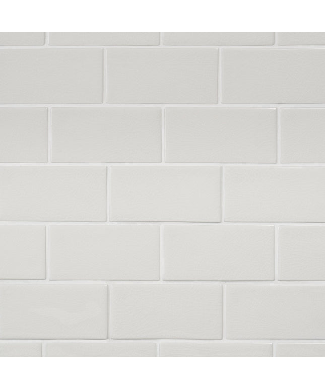 glacier-white-baroque-crackled-glass-tile-piece-3x6