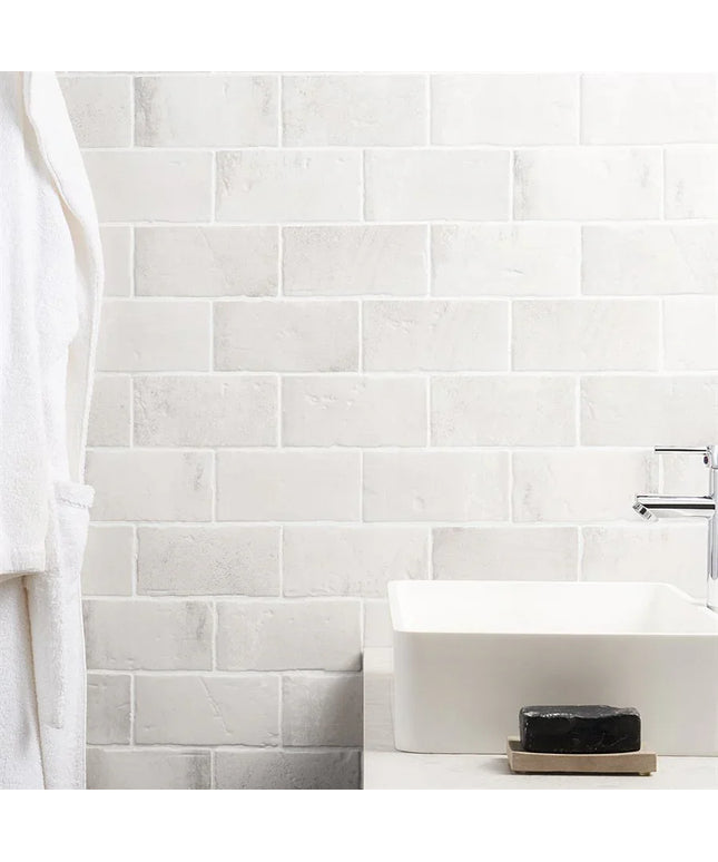 malta-white-4x8-matte-walls
