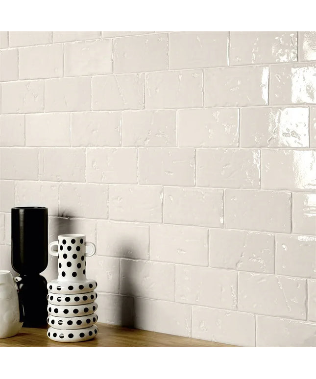 malta-white-4x8-polished-walls