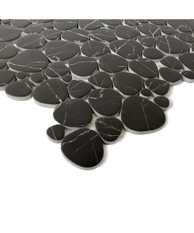 nero-glass-mosaic-tile-pebbles