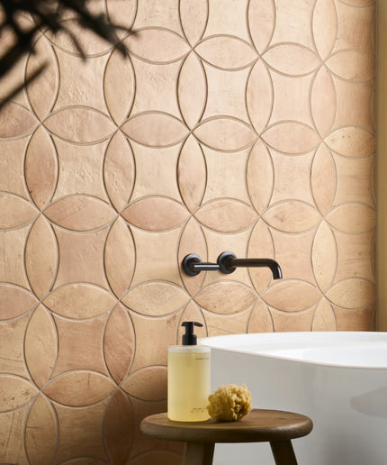 peach-terracotta-3x8-petal-6x6-tile-Chamartin-walls
